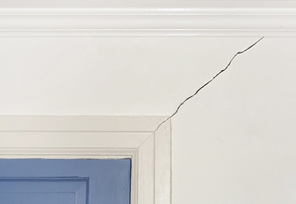 crack on door frame